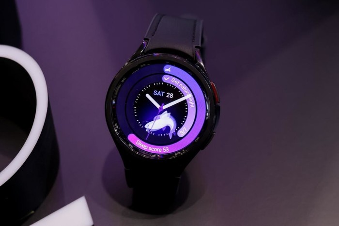 三星Galaxy Watch.jpg