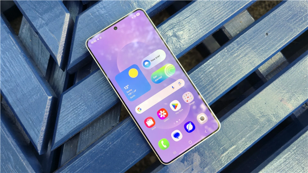 Exynos 2600原型机.png